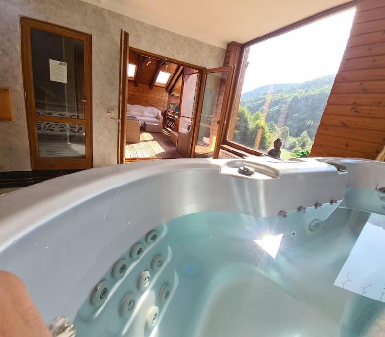 Pensiune Subcrai cu Centru SPA view 4