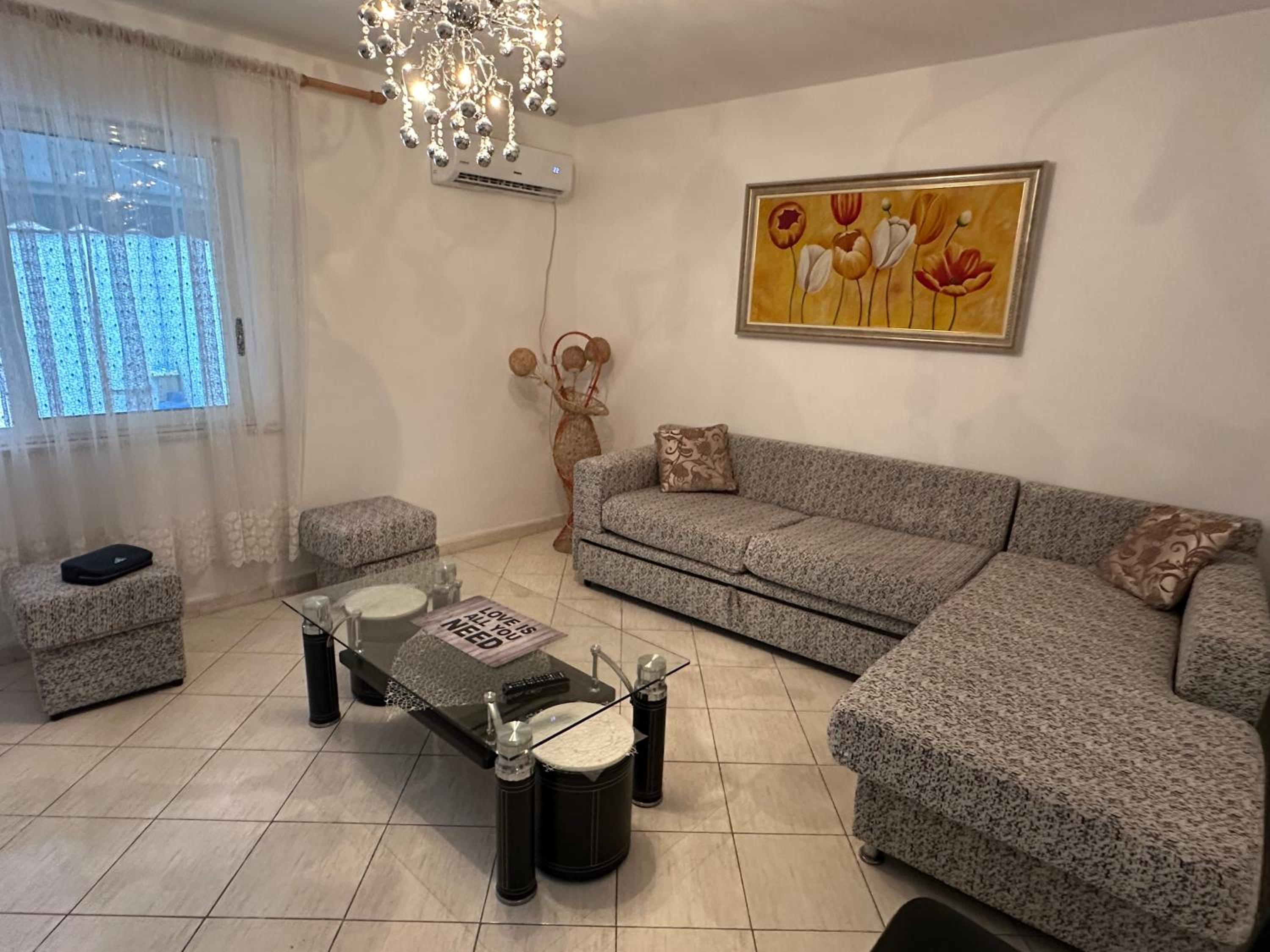 Cosy Staycation 3, Tirana