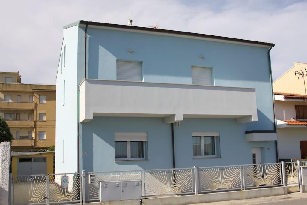 Spazioso Appartamento Fronte Mare view 3