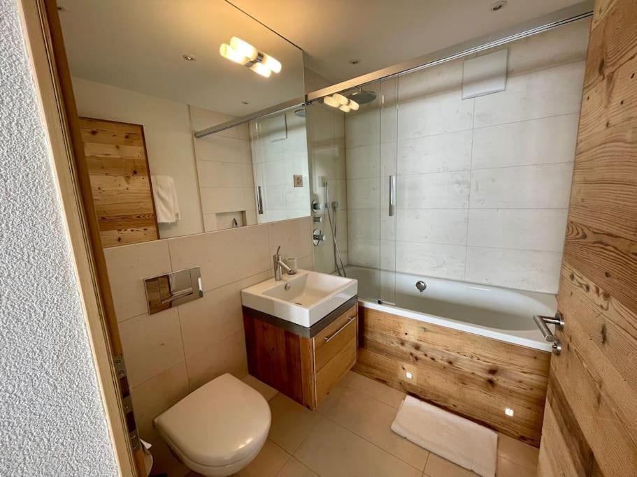 Flims Mountain retreat with Nordic Hotpot near Caumasee