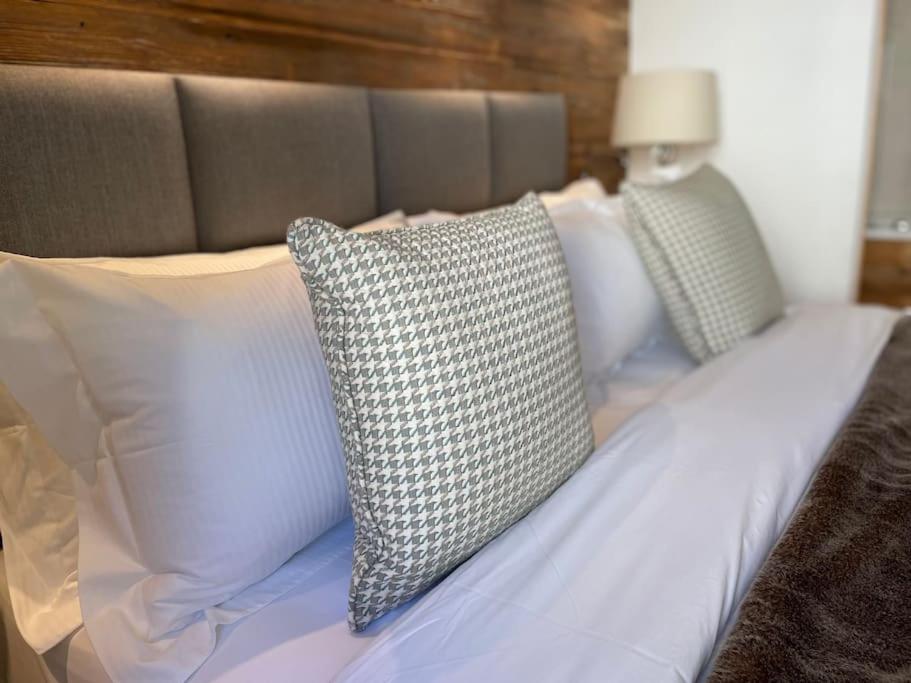 Flims Mountain retreat with Nordic Hotpot near Caumasee