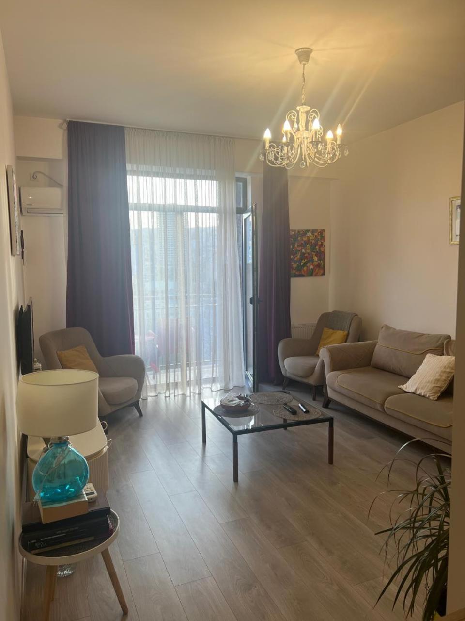 Apartment M2 on Kazbegi street 25, Tbilisi view 2