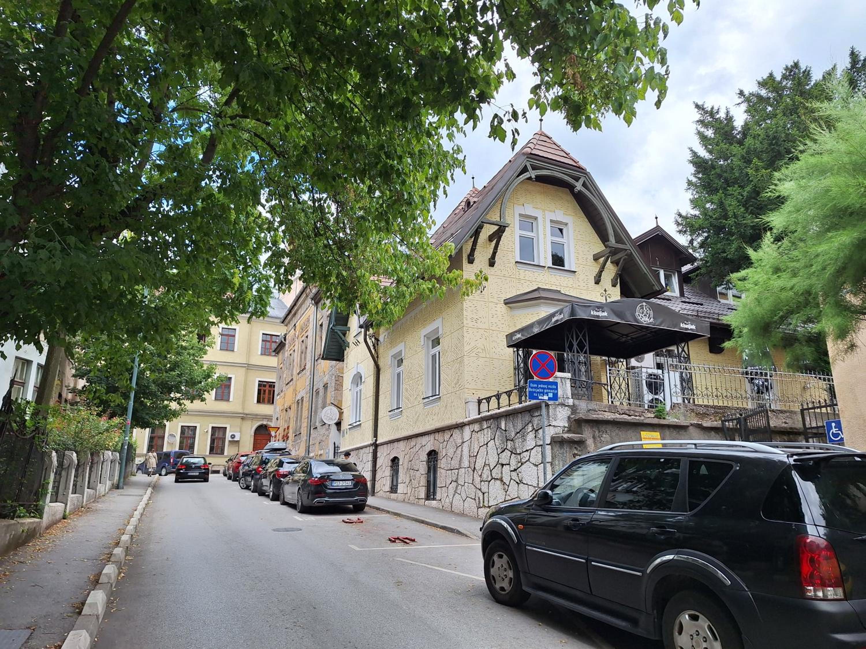 Apartment Viola