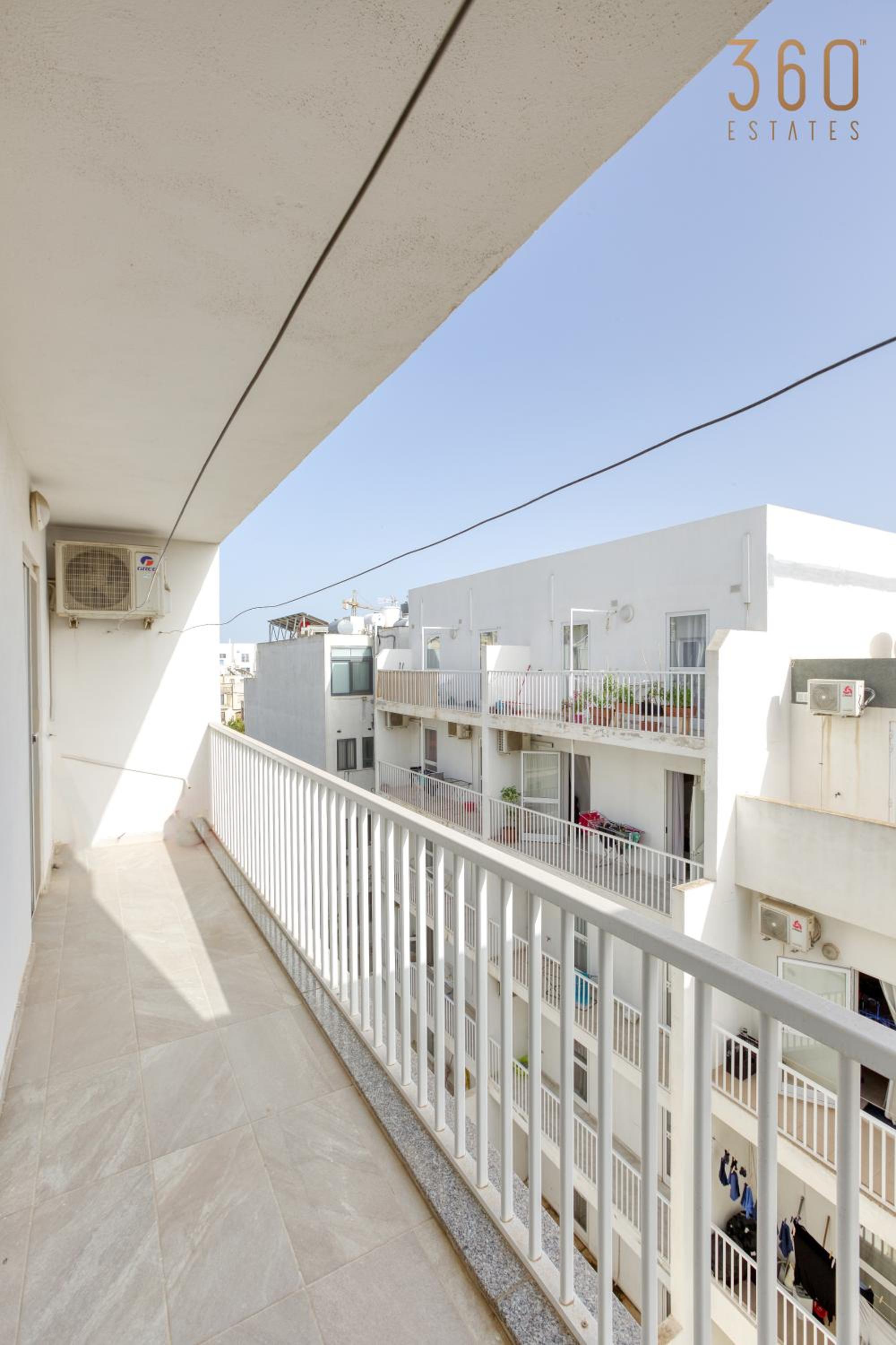 Charming & Central 3BR Apt with Private Terrace by 360 Estates view 3