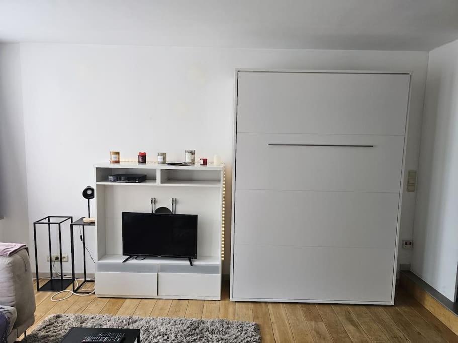cosy studio 1
