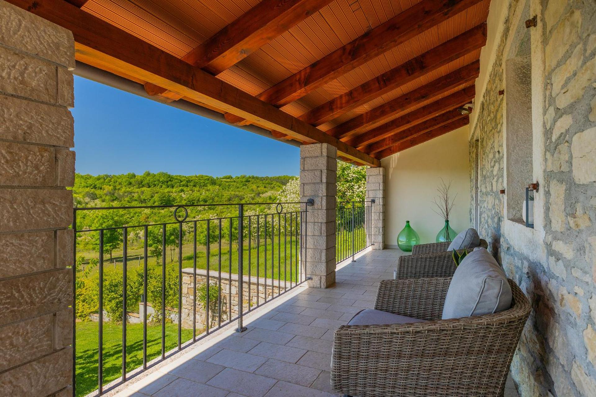 Beautiful Villa Cartolina with pool in Buje view 5