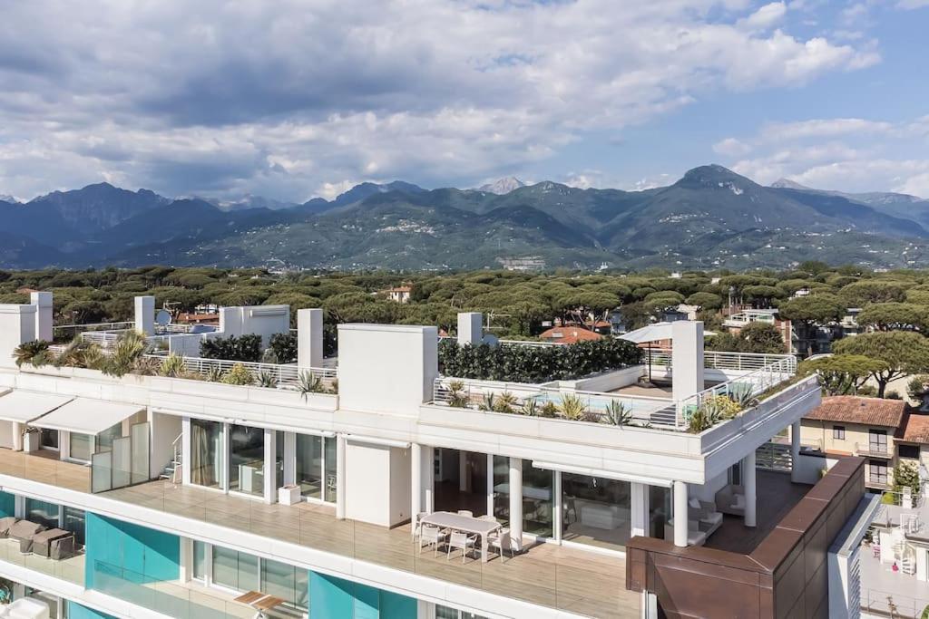 Golden Luxe - Panoramic Penthouse Rooftop whit Pool view 5