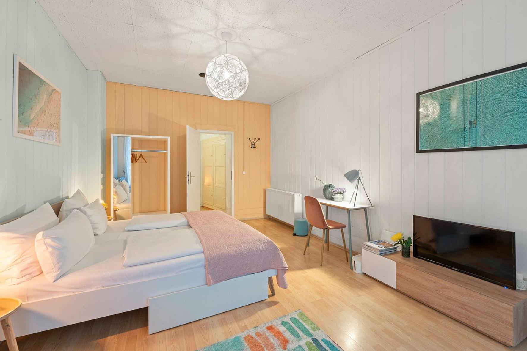 Holiday 33 Apartment H S-Bahn Schönhauser Allee