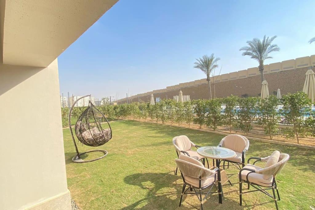 Carrara White 3BR APT W/Garden view and Pool