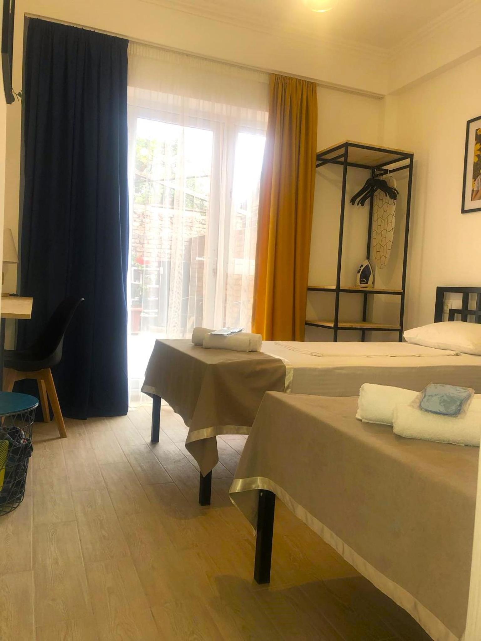 Style Apartment with Courtyard