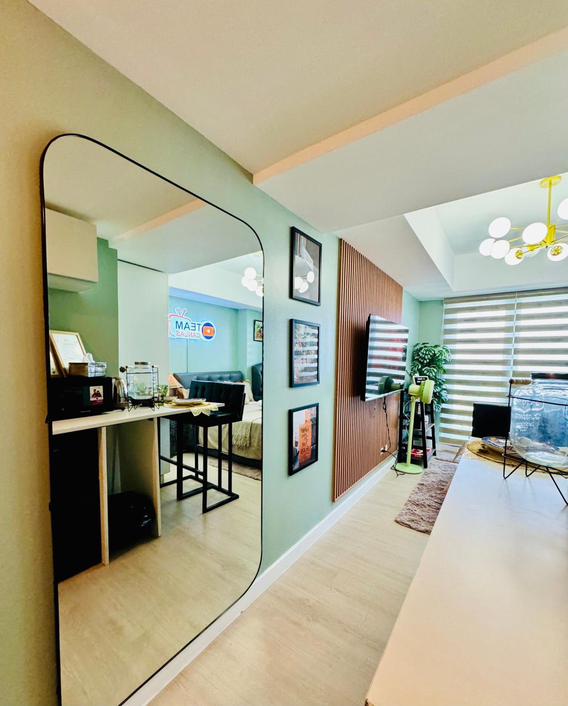 Casa Canlas by TeamCanlasTV at Azure North view 5