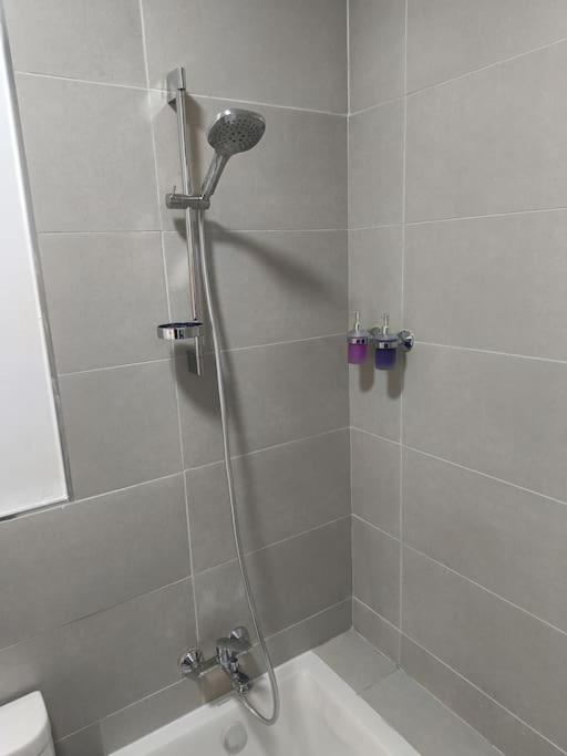 Carrara White 3BR APT W/Garden view and Pool