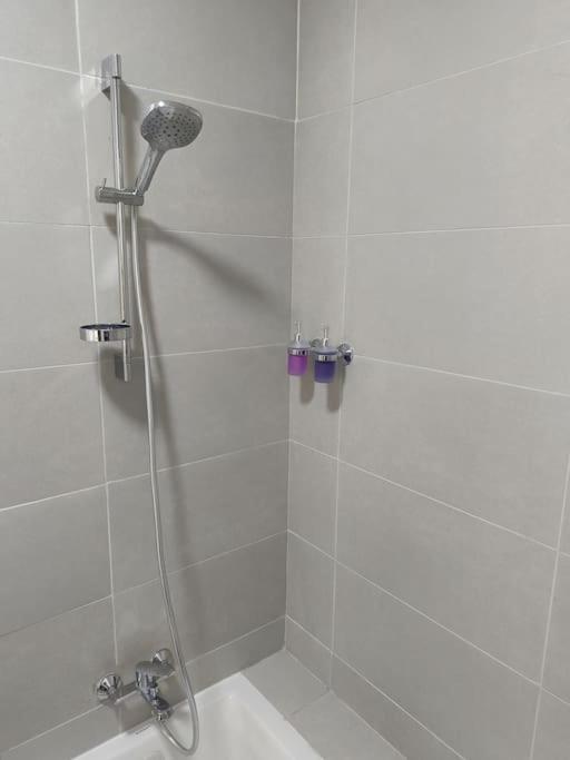 Carrara White 3BR APT W/Garden view and Pool