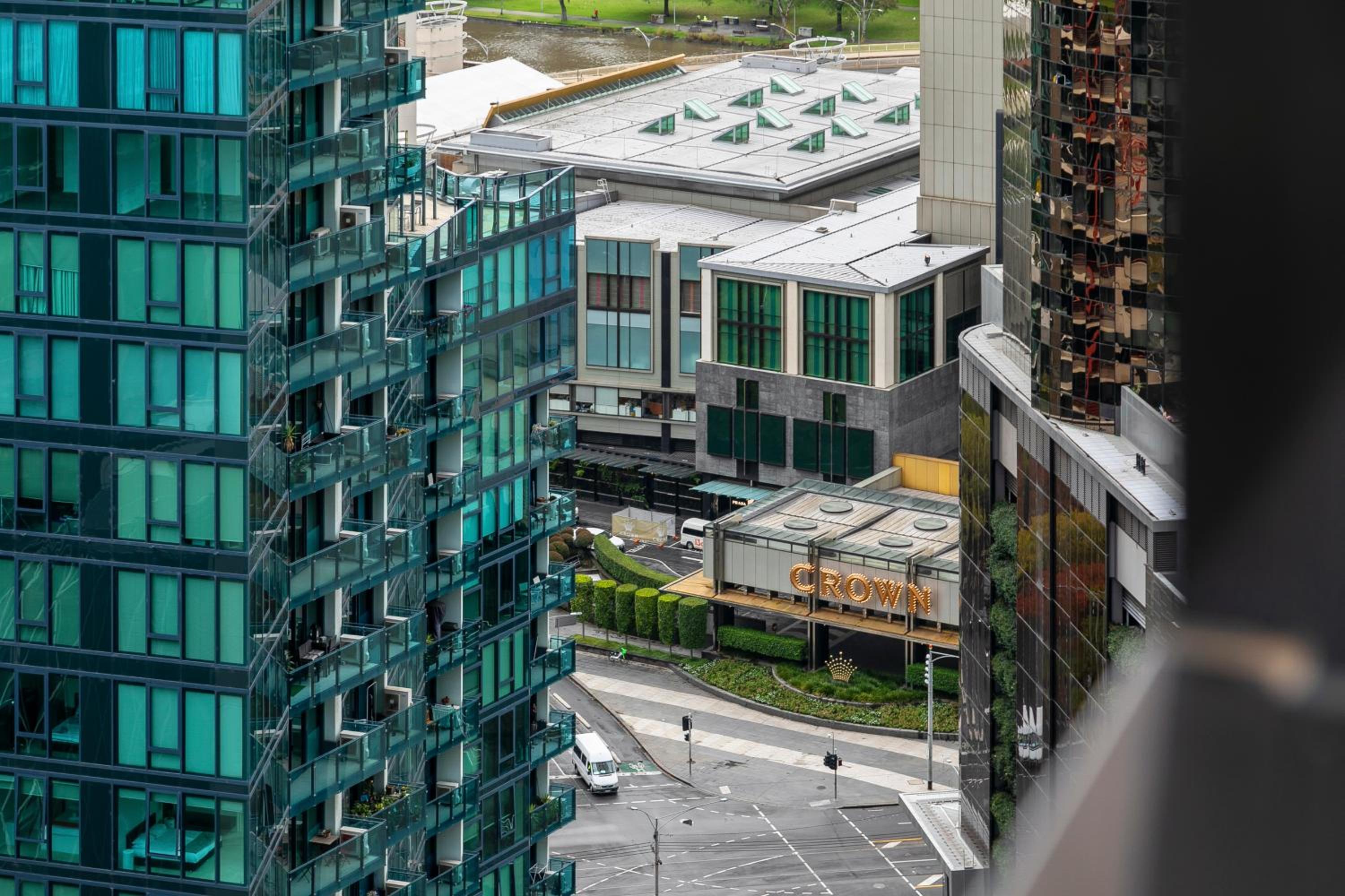 Southbank, River View, Free Parking