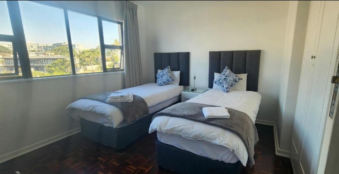 Sea La Vie Umhlanga Beachfront Apartment view 4