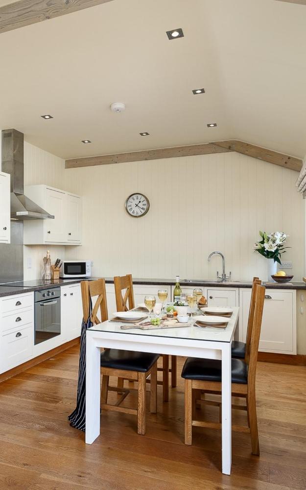 The Granary at Cornish Barn Holidays view 3