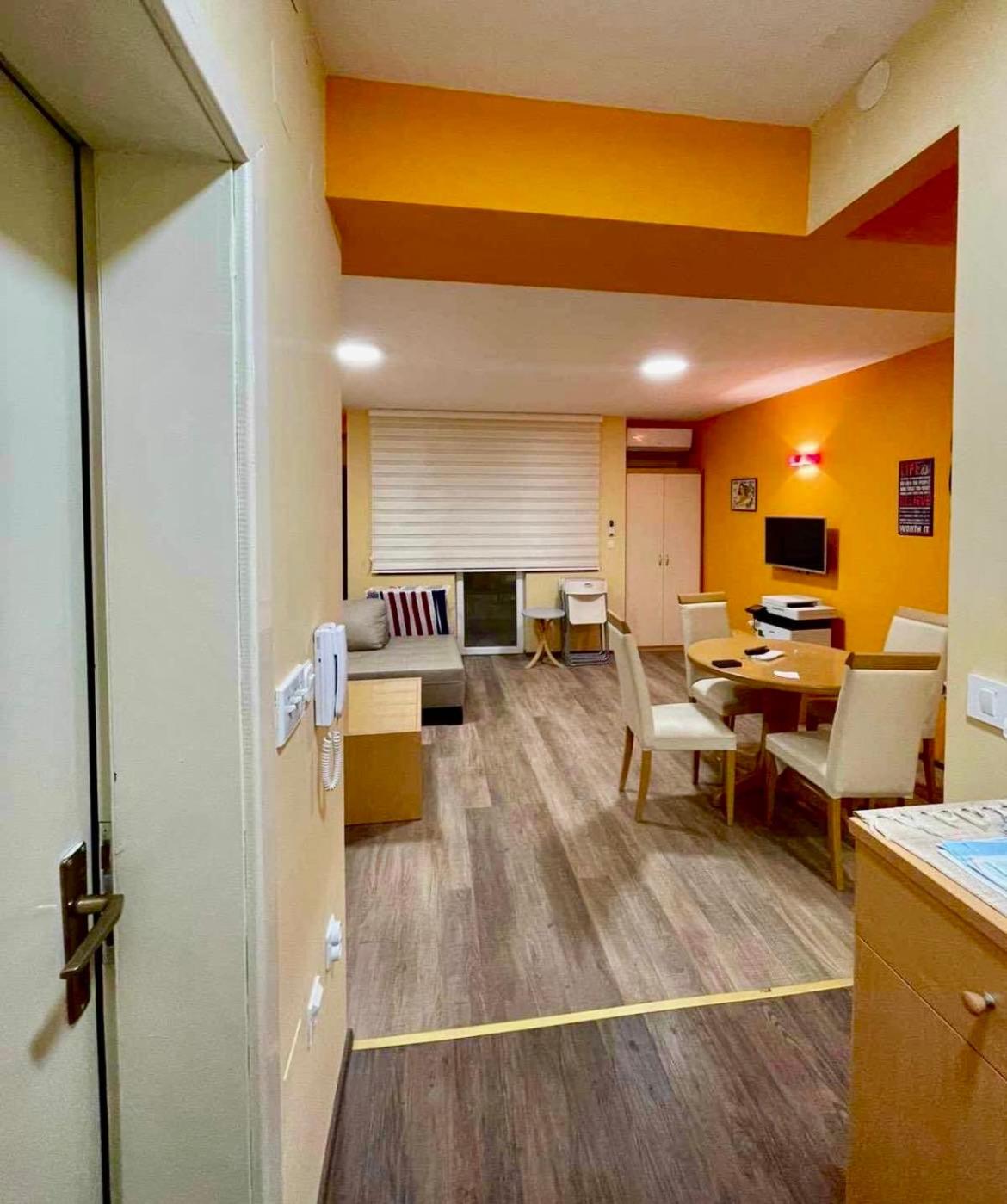 Pretty apartment