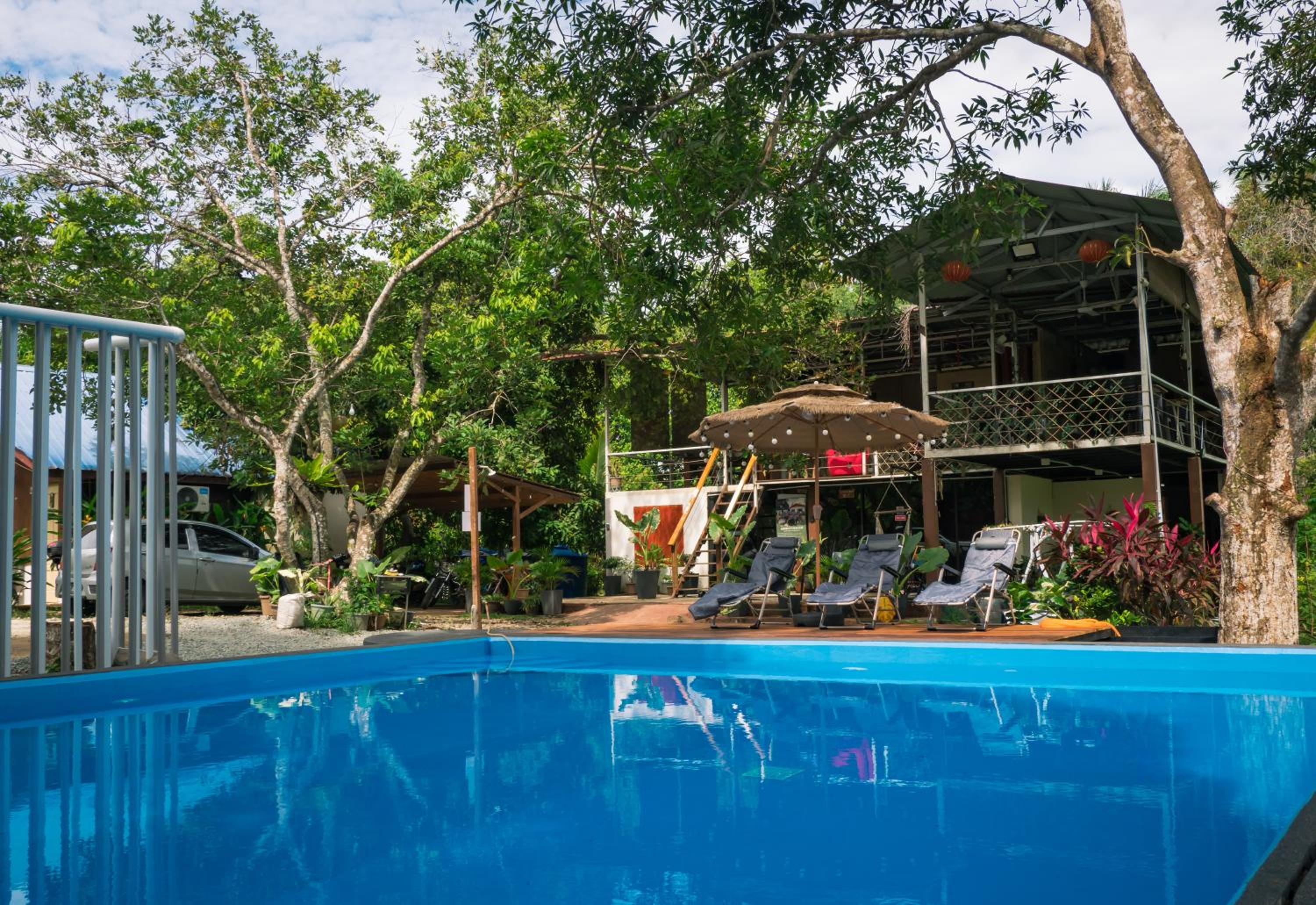 Hotel Timba Garden FREE TOWN AND JETTY TRANSPORT - Image 1