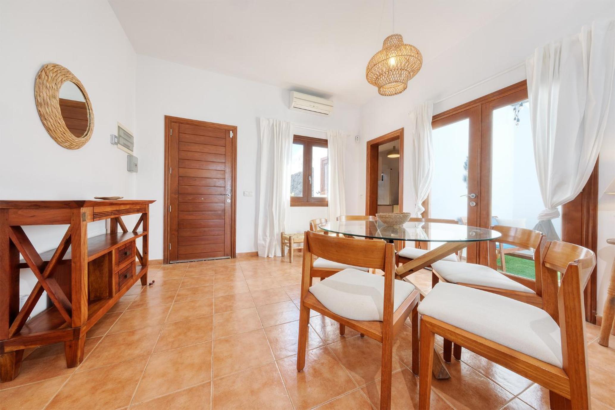 Lanzarote Paradise - Private Pool, Air-Con and BBQ By Lanzarote Vacation Homes