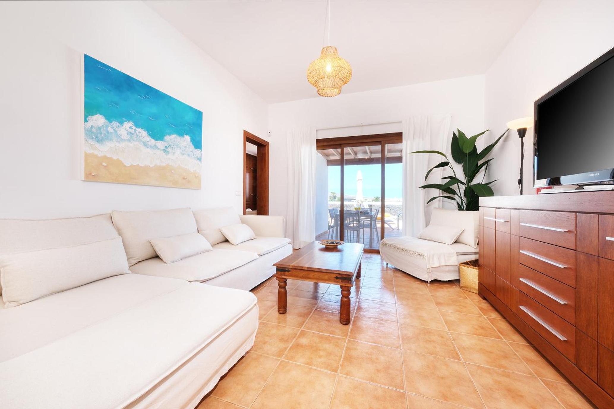 Lanzarote Paradise - Private Pool, Air-Con and BBQ By Lanzarote Vacation Homes
