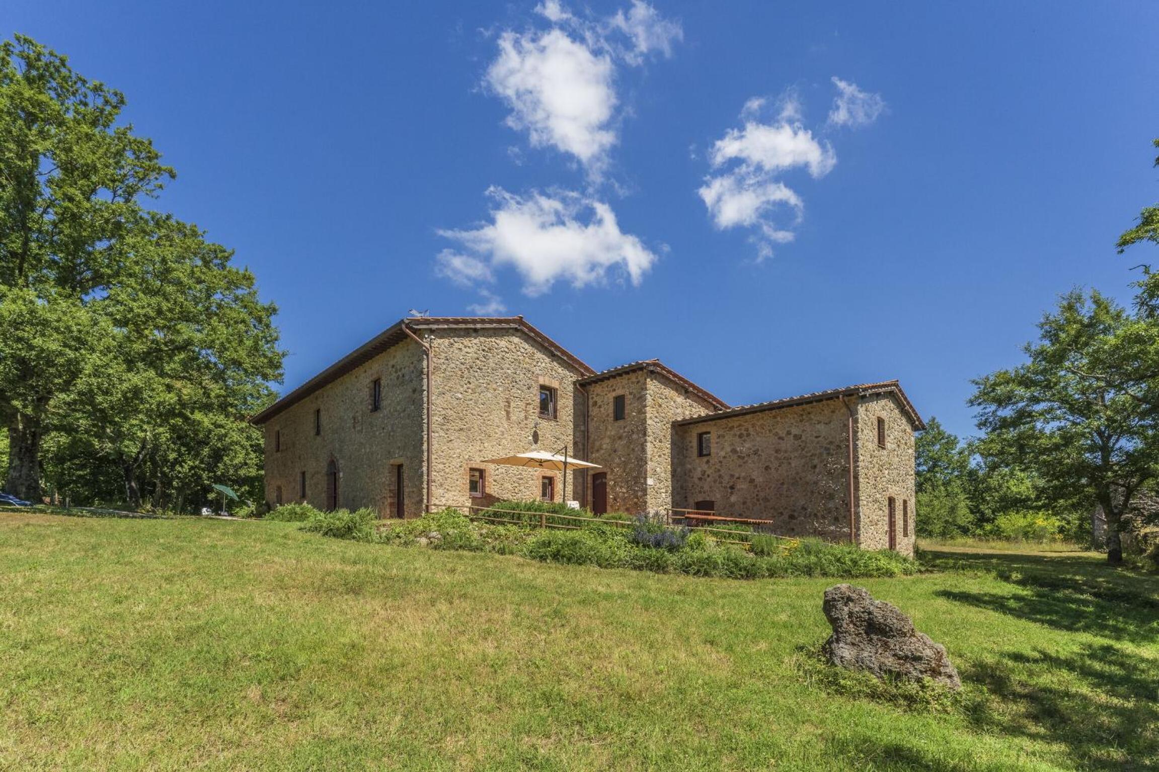 Le Casaline Di Sopra Near Massa Marittima view 3