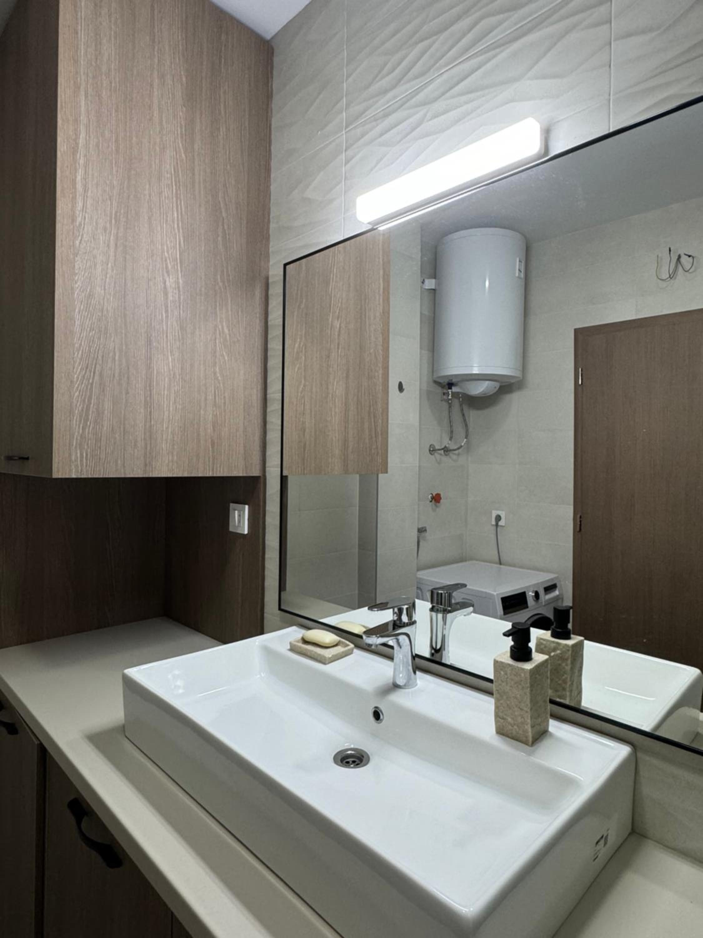 Deluxe Apartments