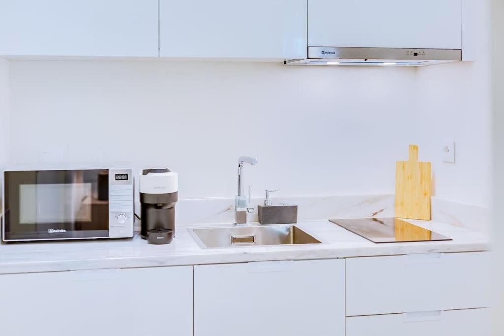 Graceful Studio Apartment G18