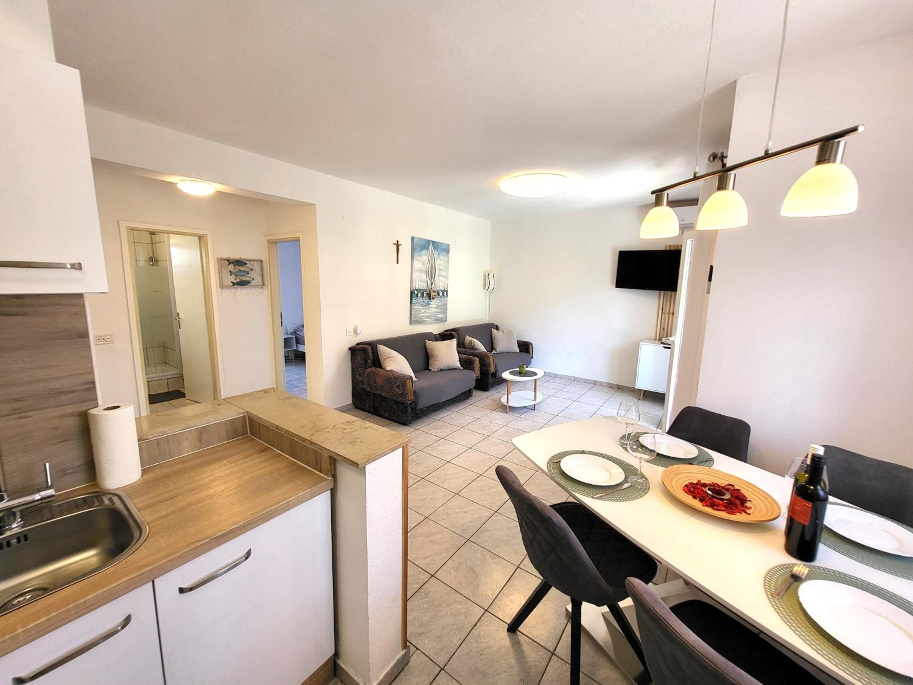 Apartments Pitve