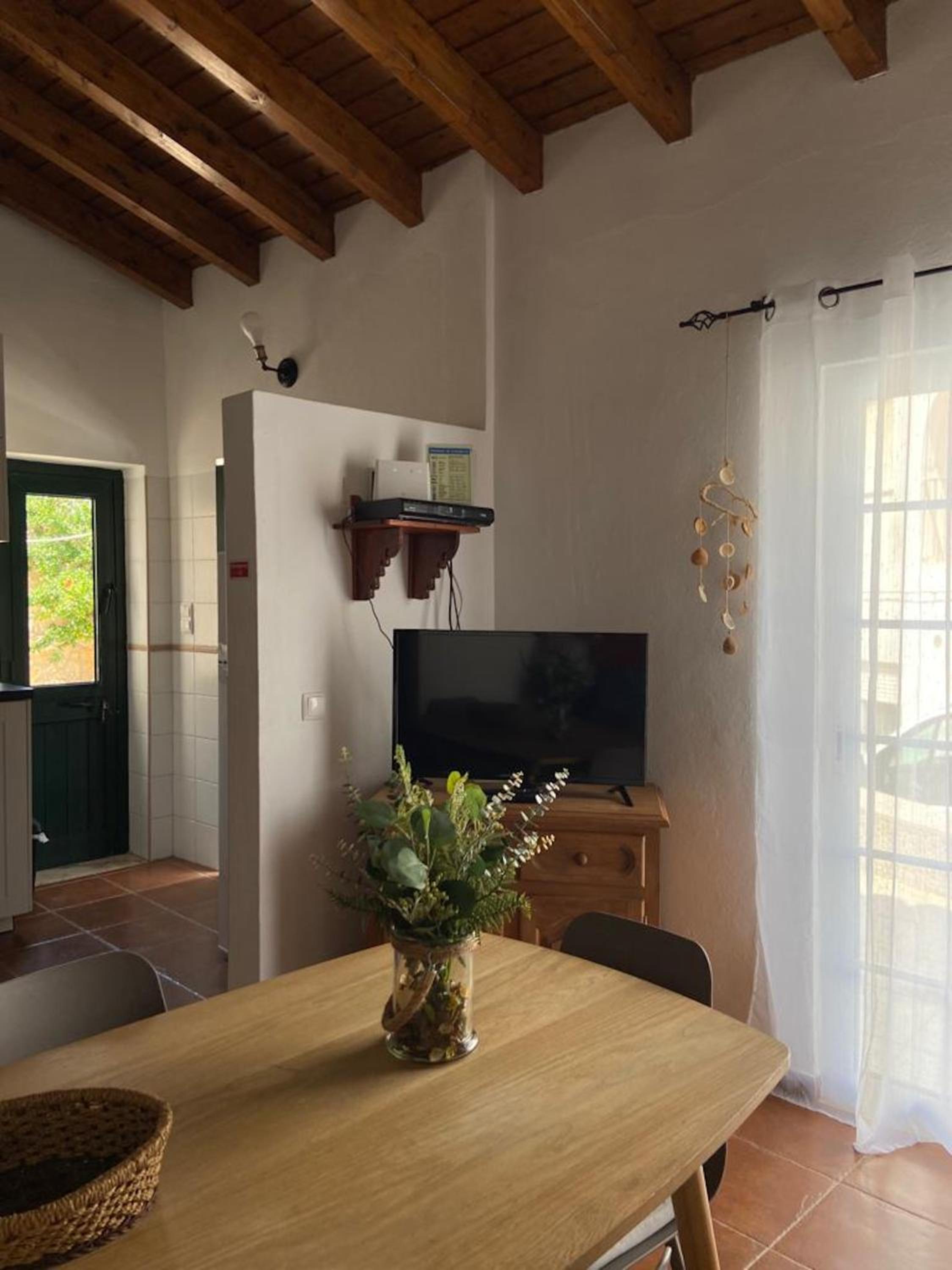 Charming House in Barão de São Miguel view 5