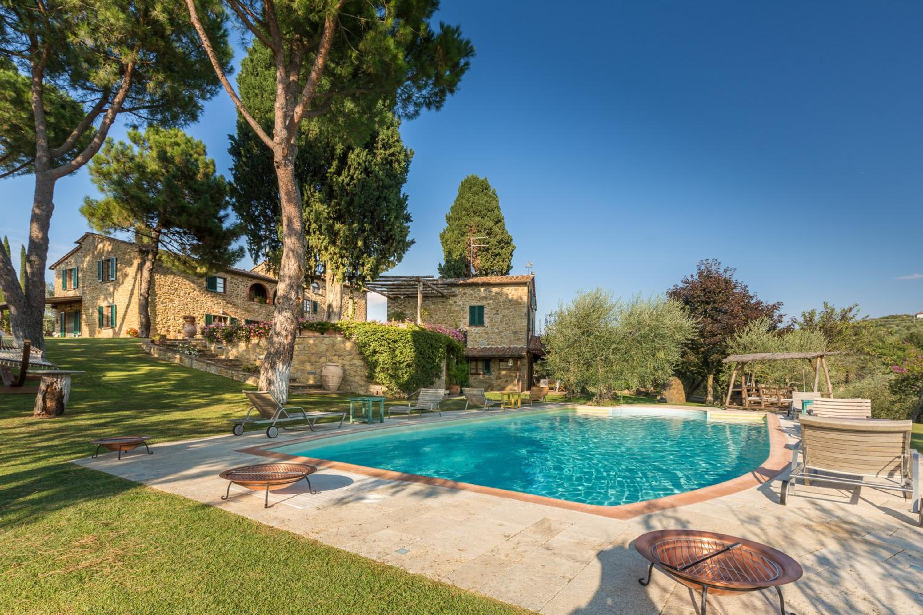 Villa Mazzini by Mmega en Lucignano — recepcion & lobby
