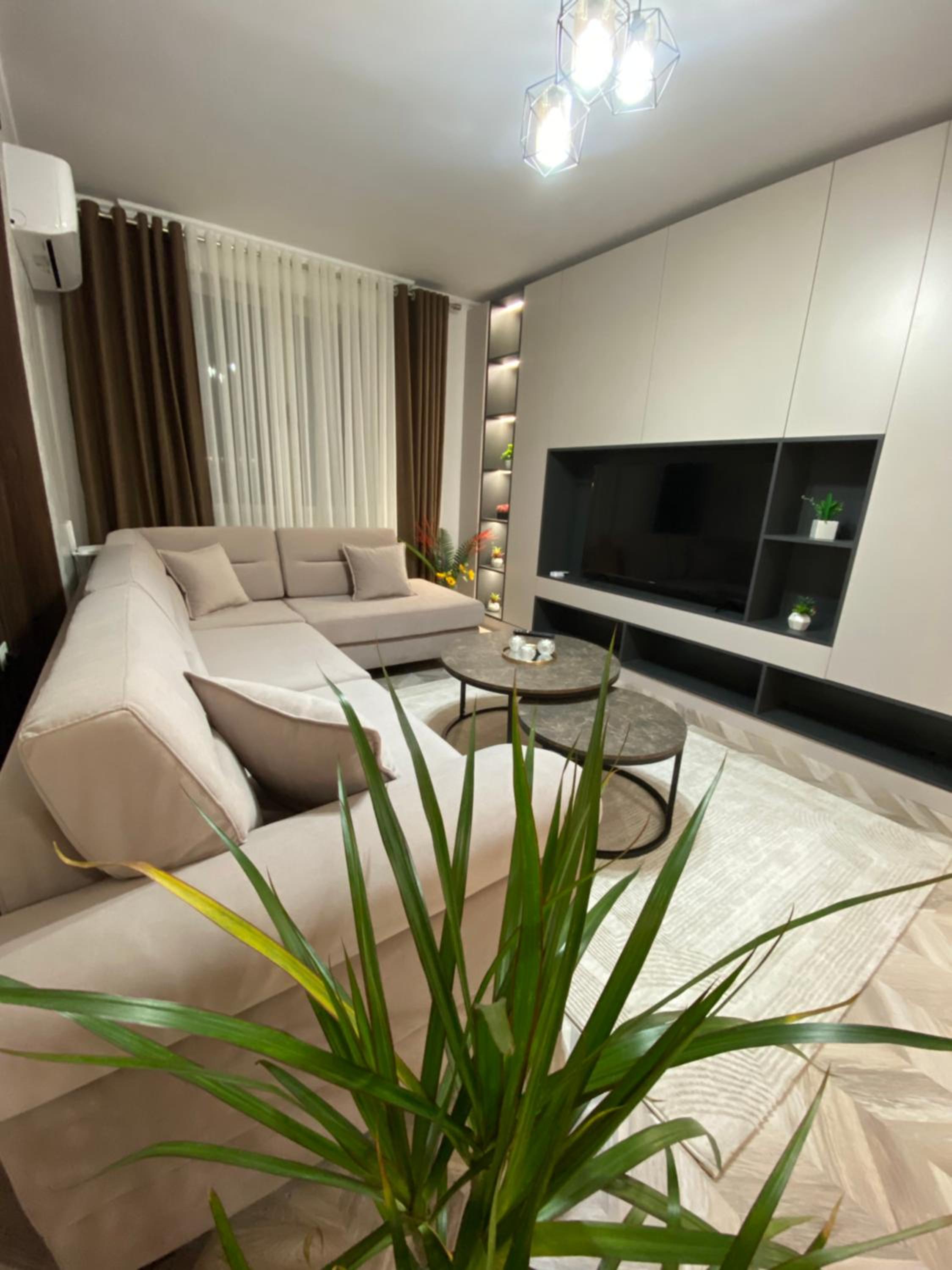 Modern 2BR Apartment ,Balcony,Central Shkoder