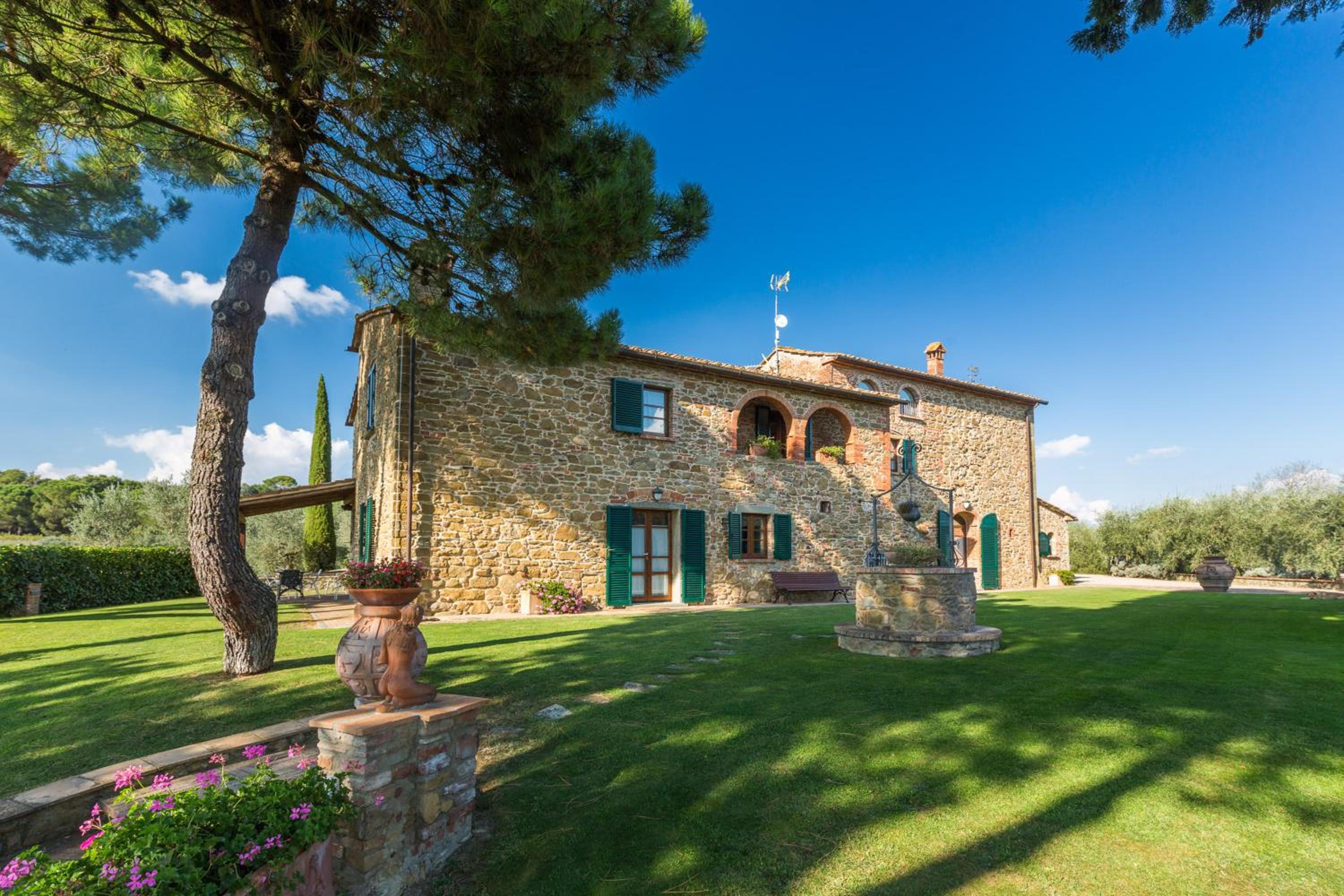 Villa Mazzini by Mmega