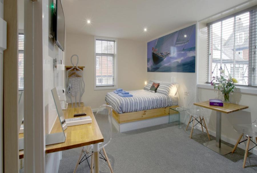 Silver Street Suites