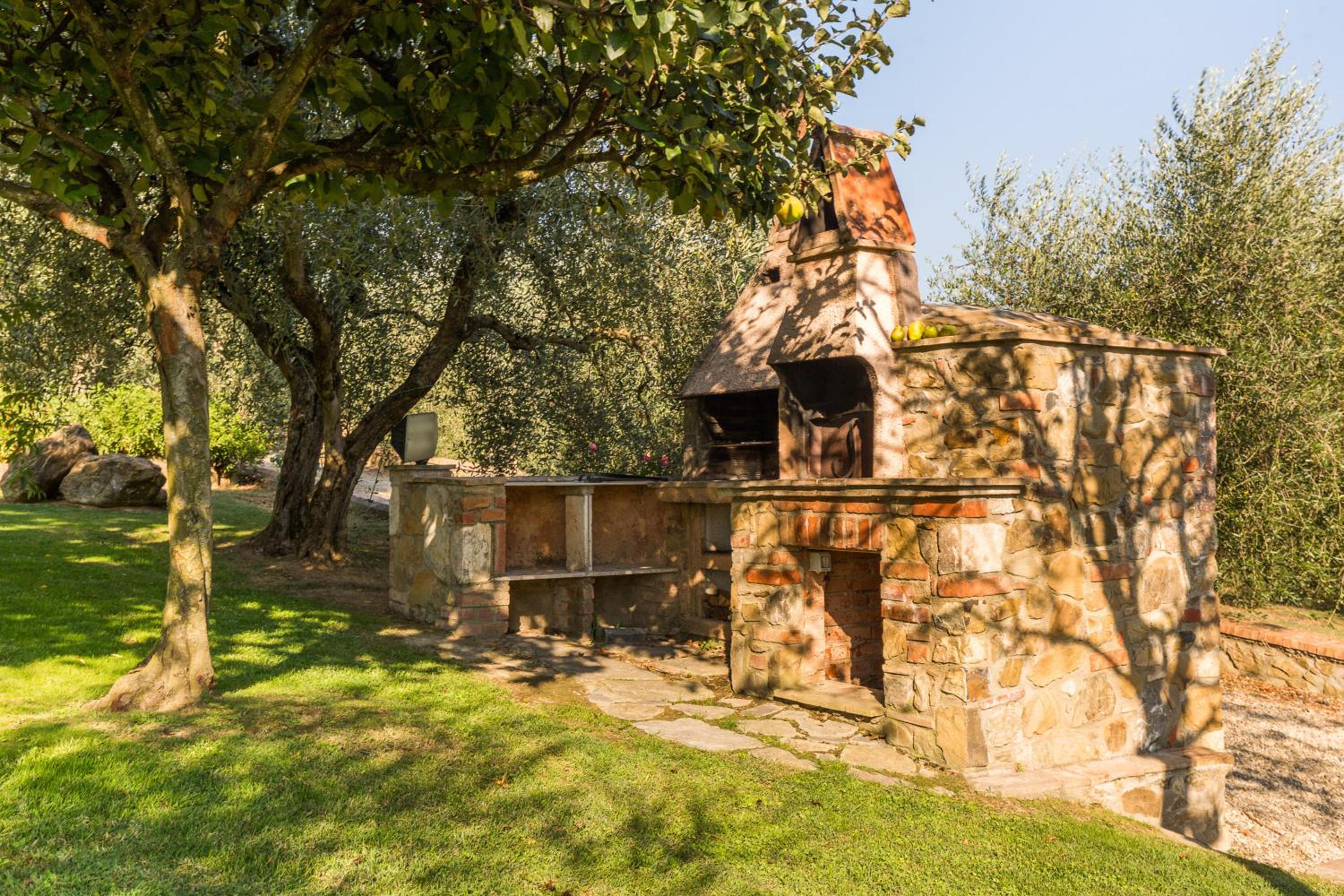 Villa Mazzini by Mmega