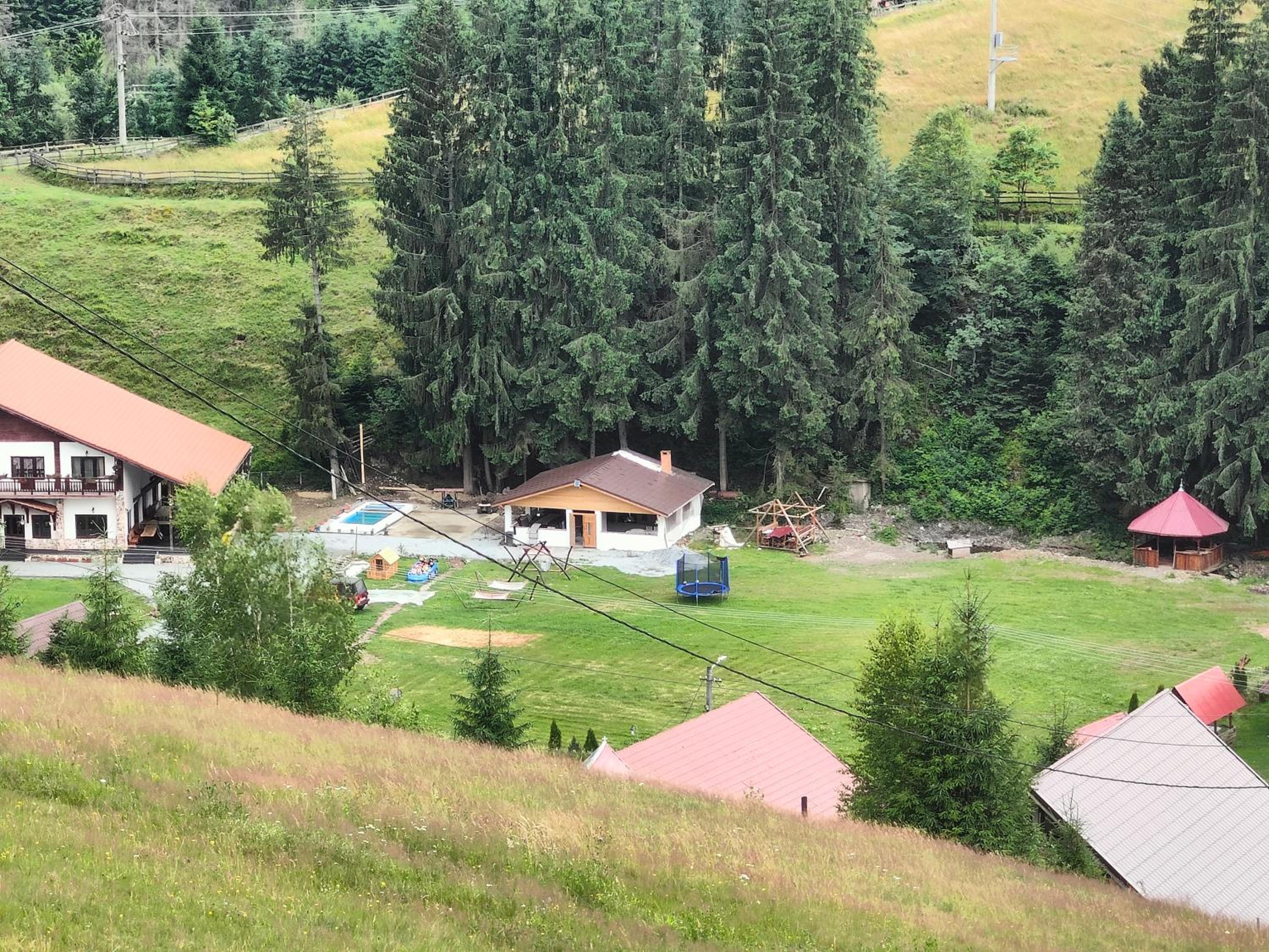 Pensiunea Trei Brazi Arieseni