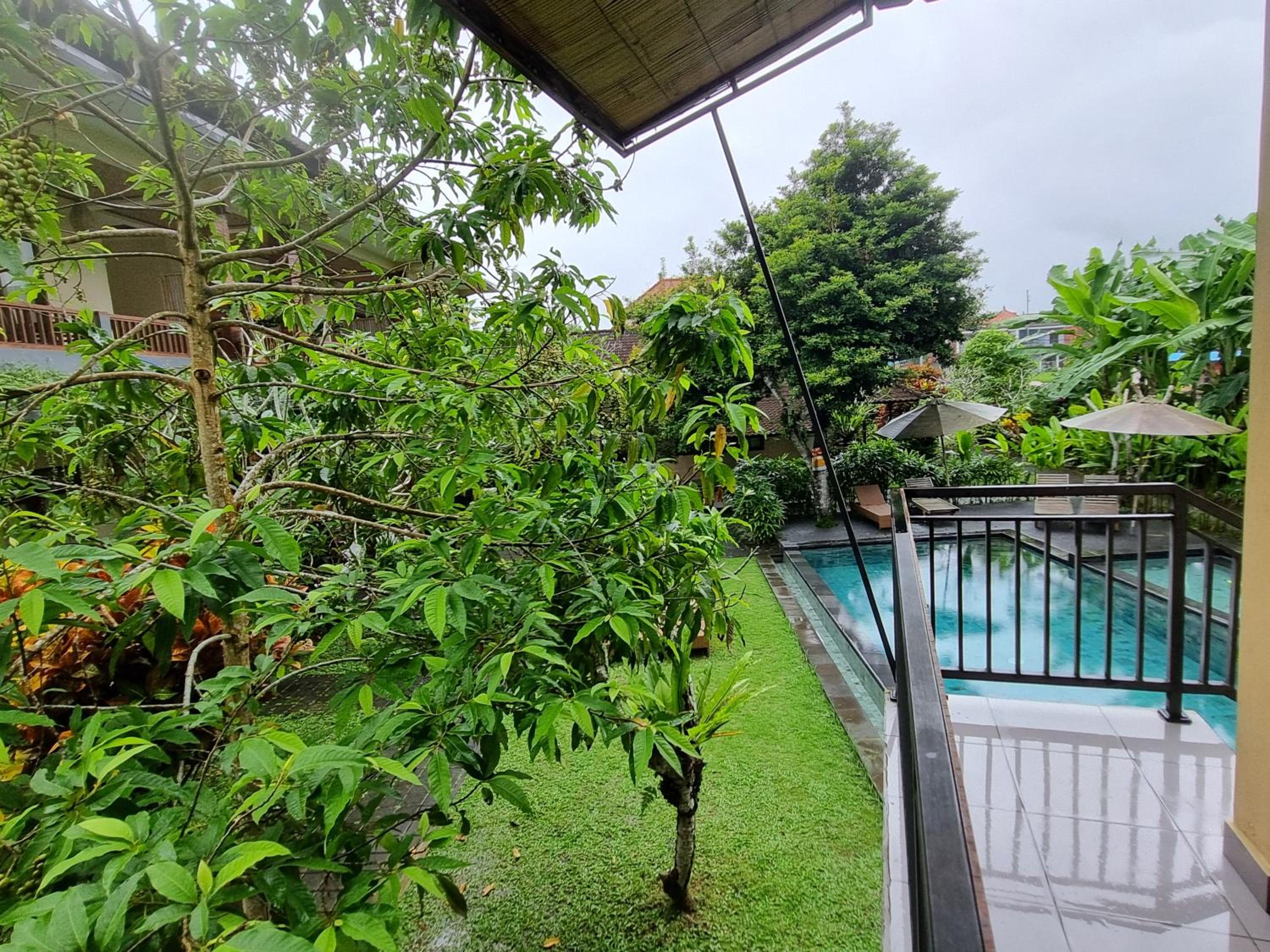 Nyoman Sandi Guest House