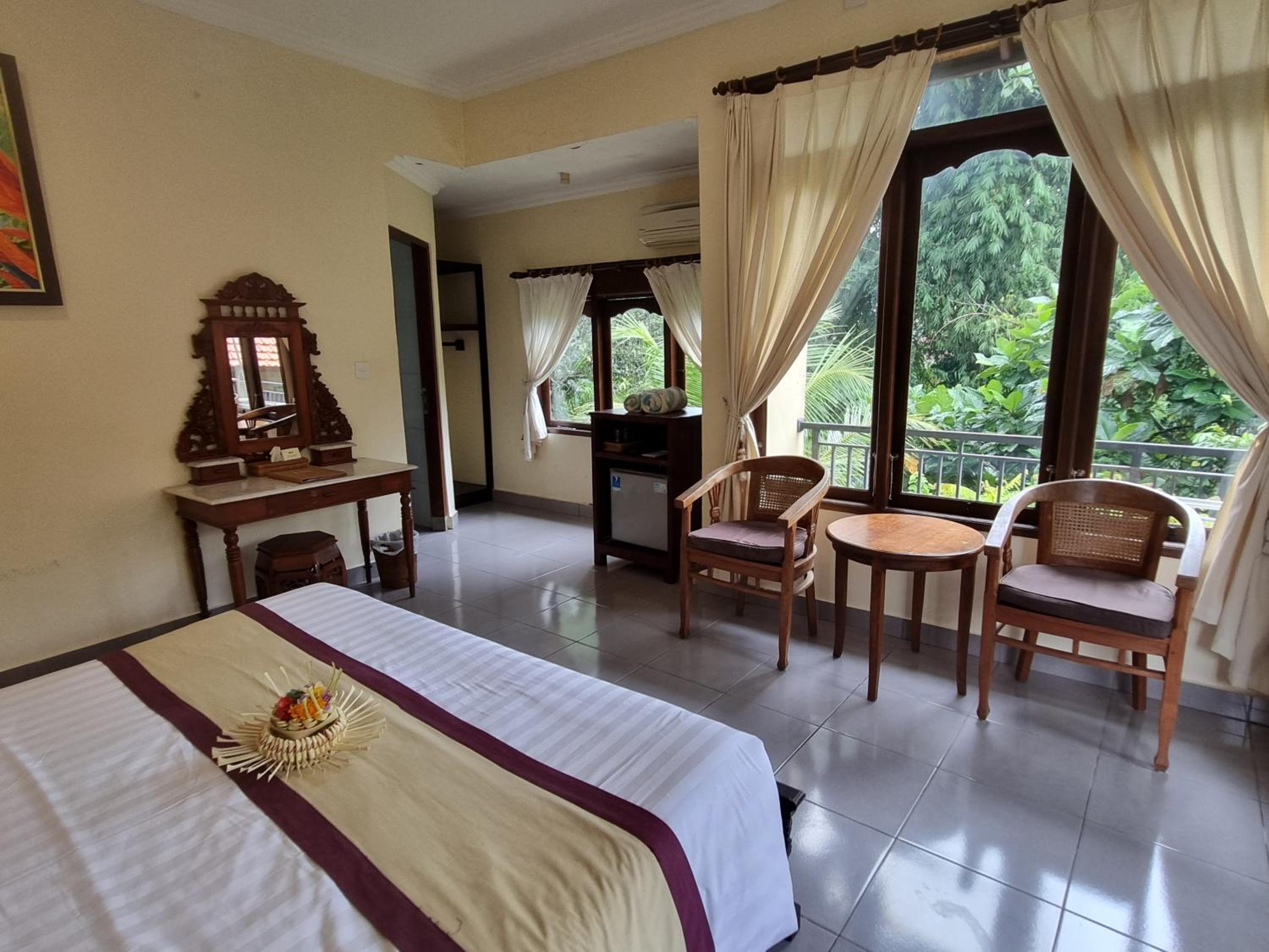 Nyoman Sandi Guest House
