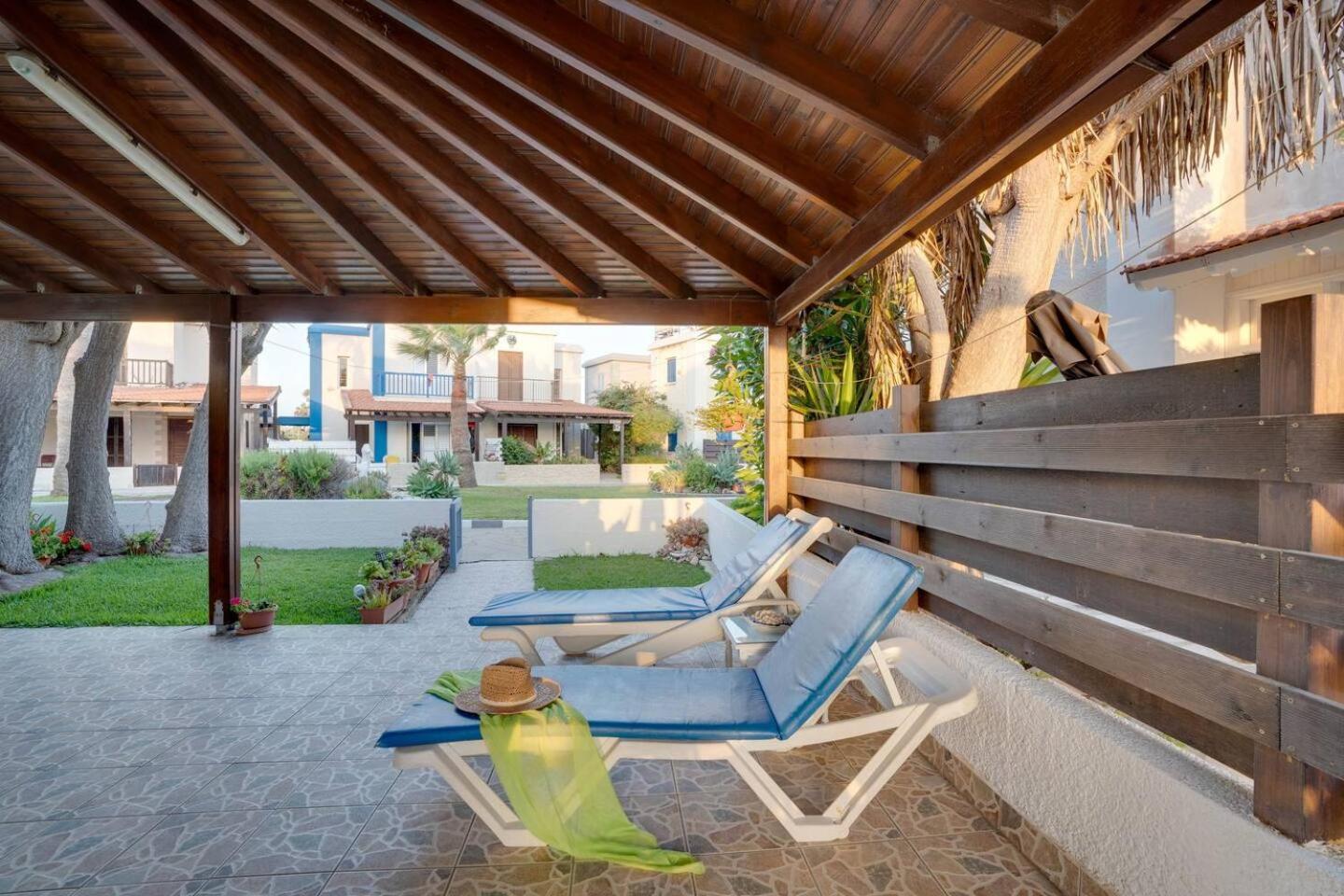 Ammos Villa 20 Side Seaview