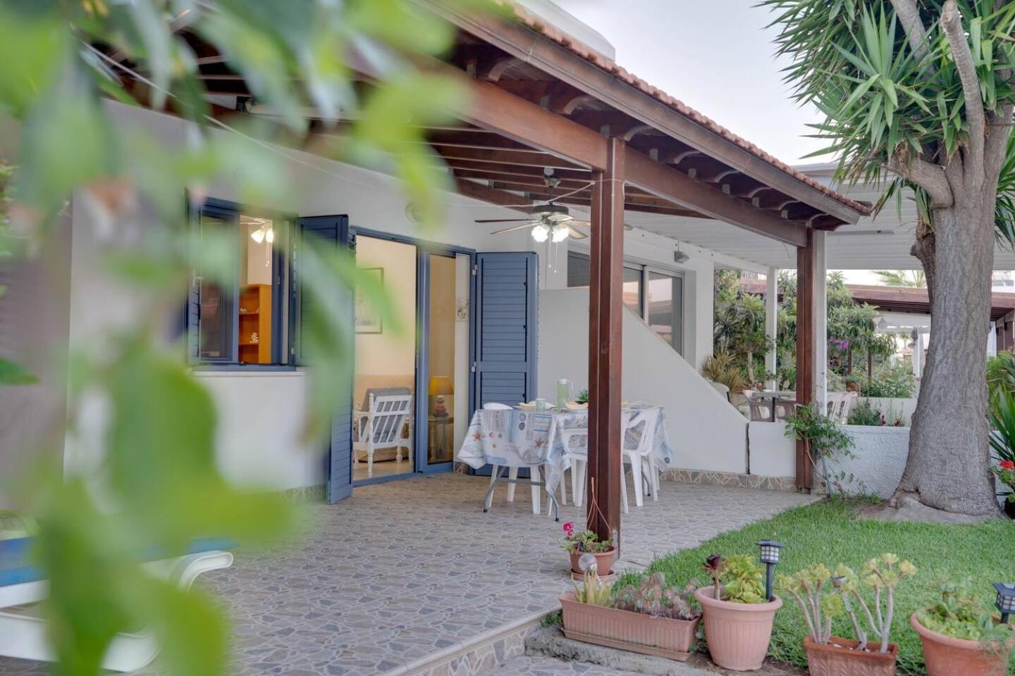 Ammos Villa 20 Side Seaview