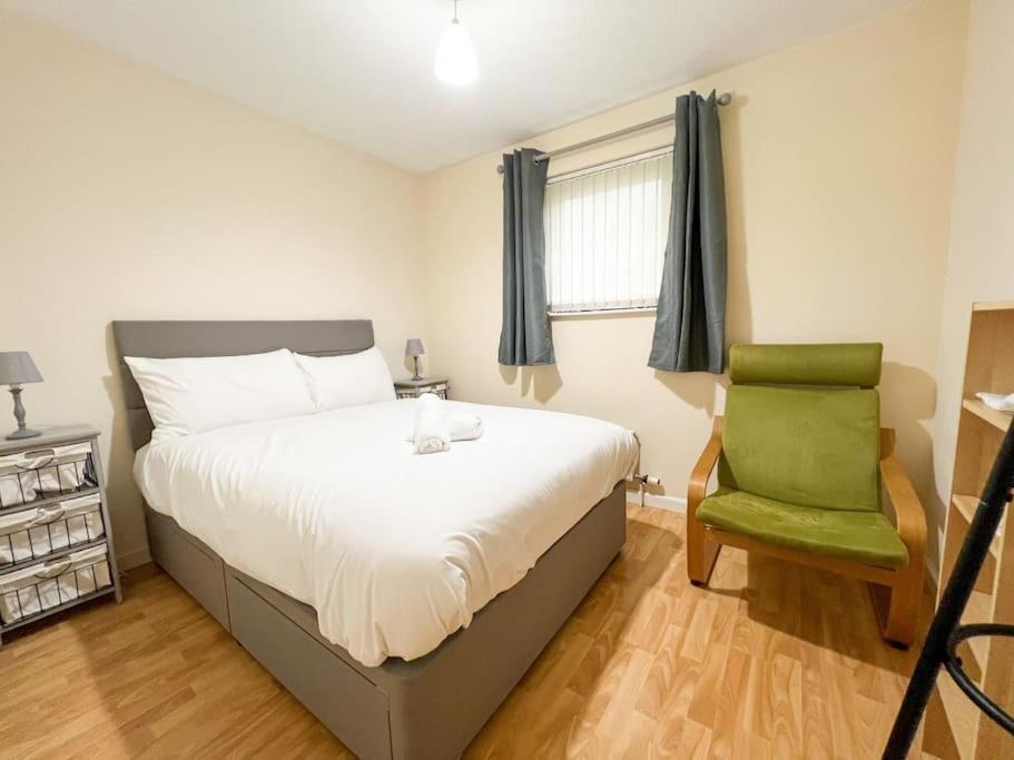 Cosy Riverside Home SECC Hydro
