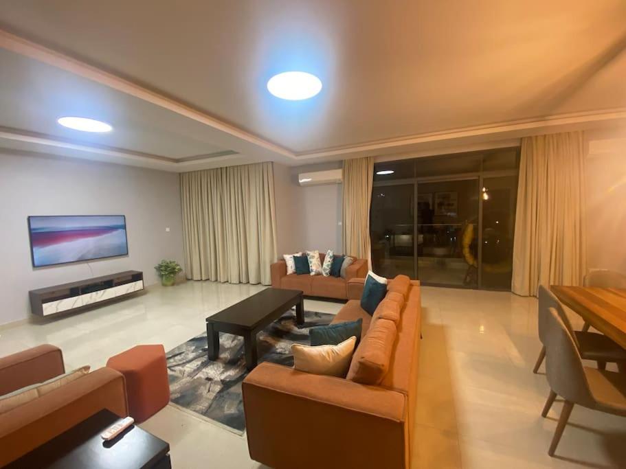 3 bedroom luxury Apartment