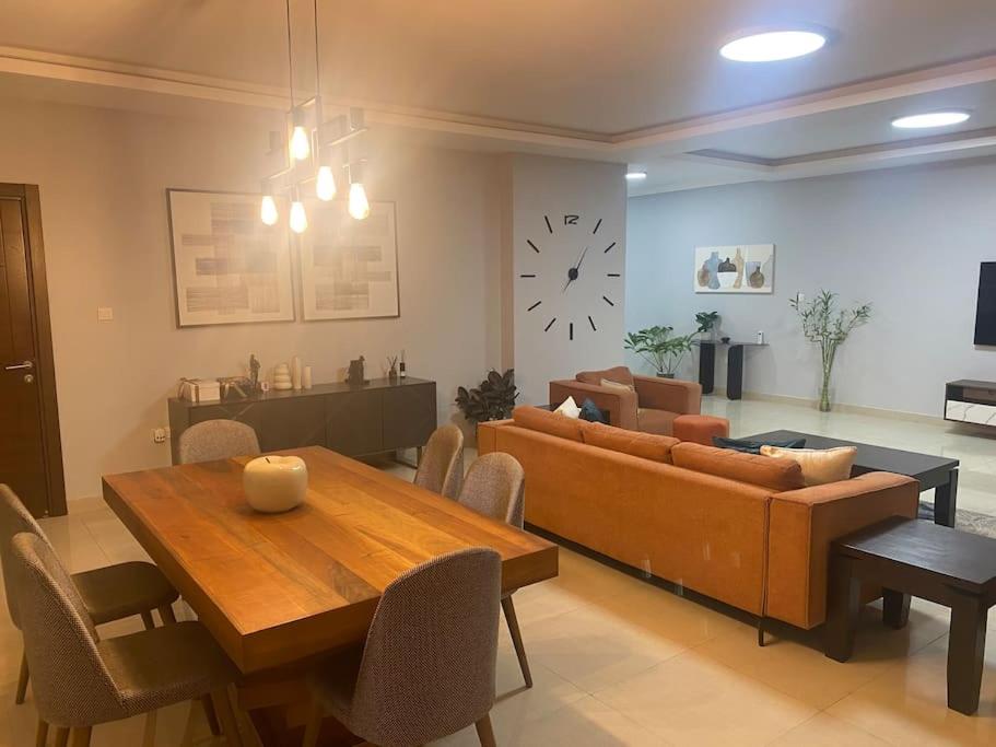 3 bedroom luxury Apartment