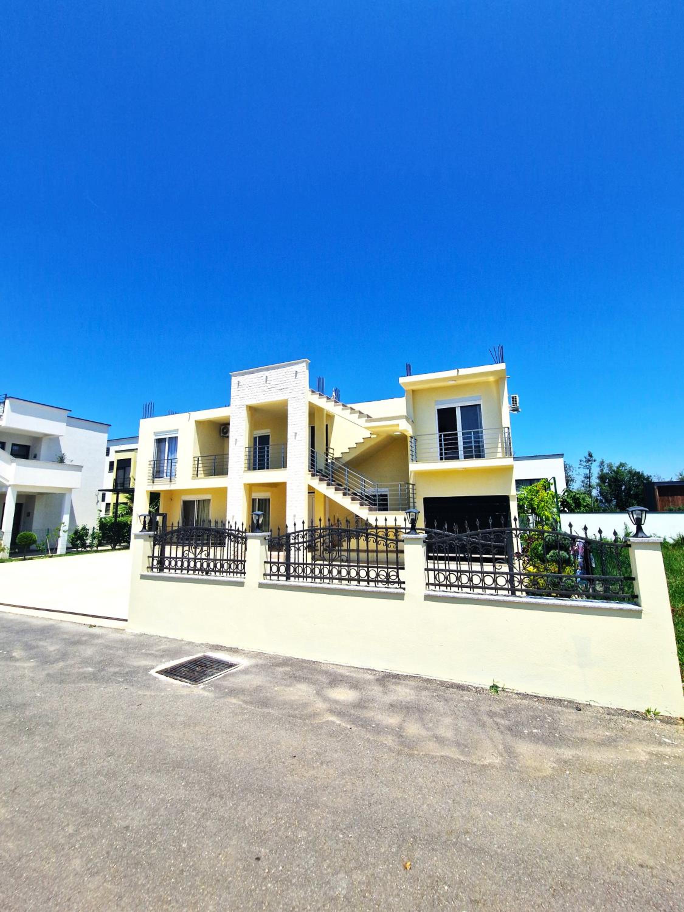 IVANA Apartments