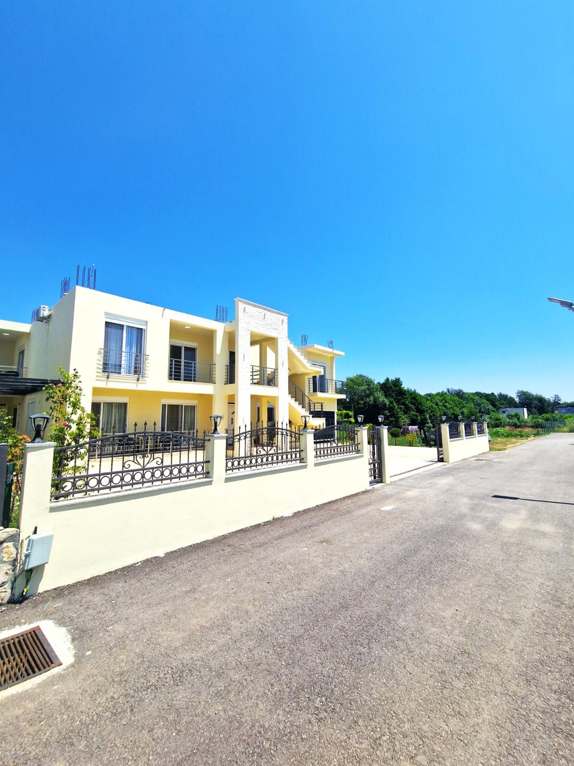 IVANA Apartments