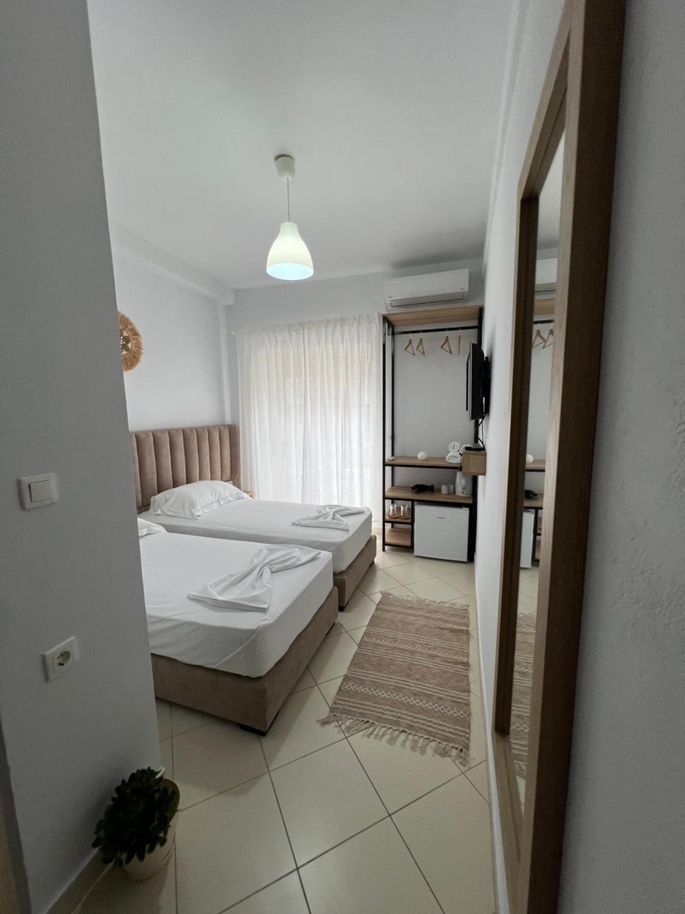 Helios Rooms