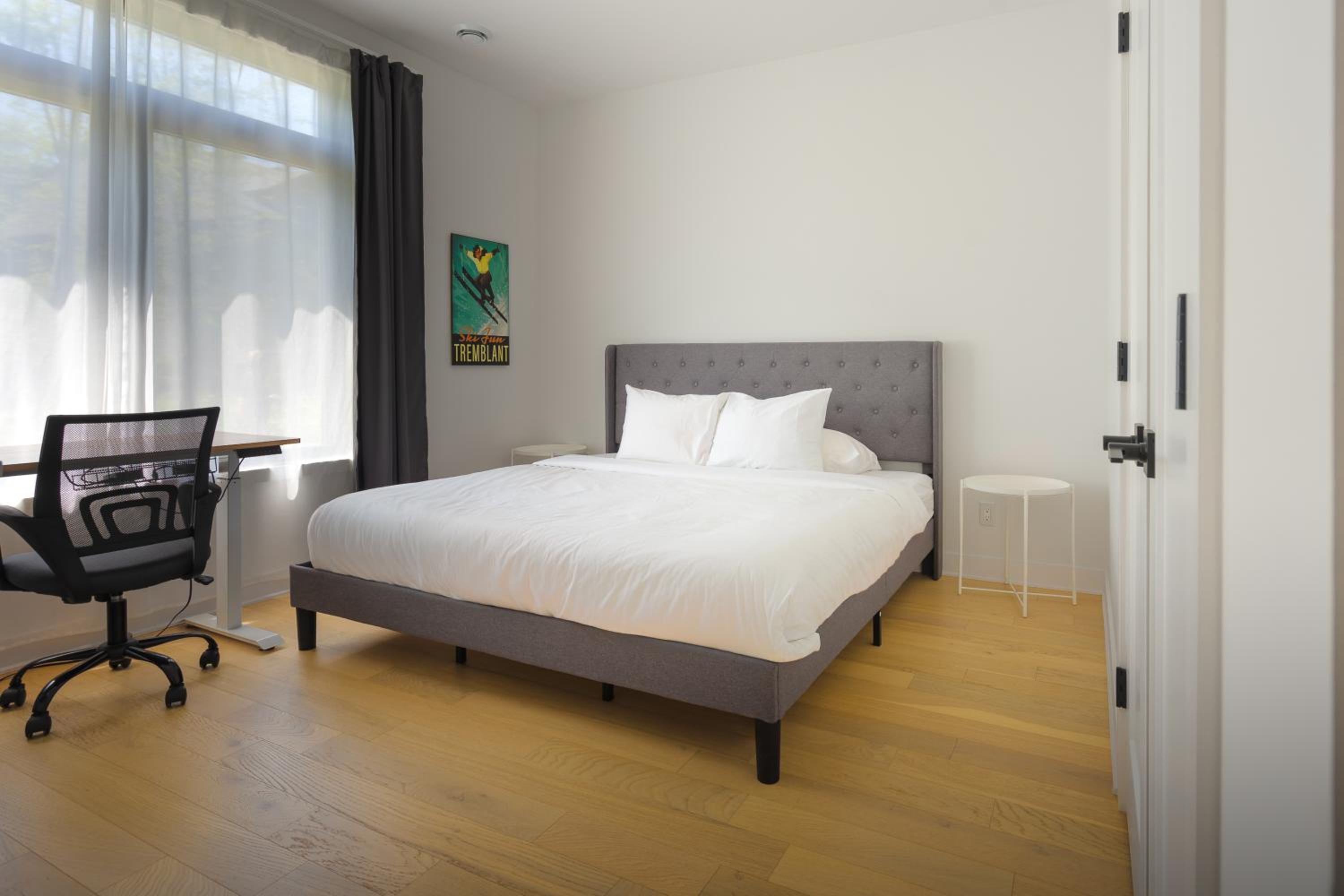 101 Verbier - New 3BR Lux Condo w Mtn View Close to Everything