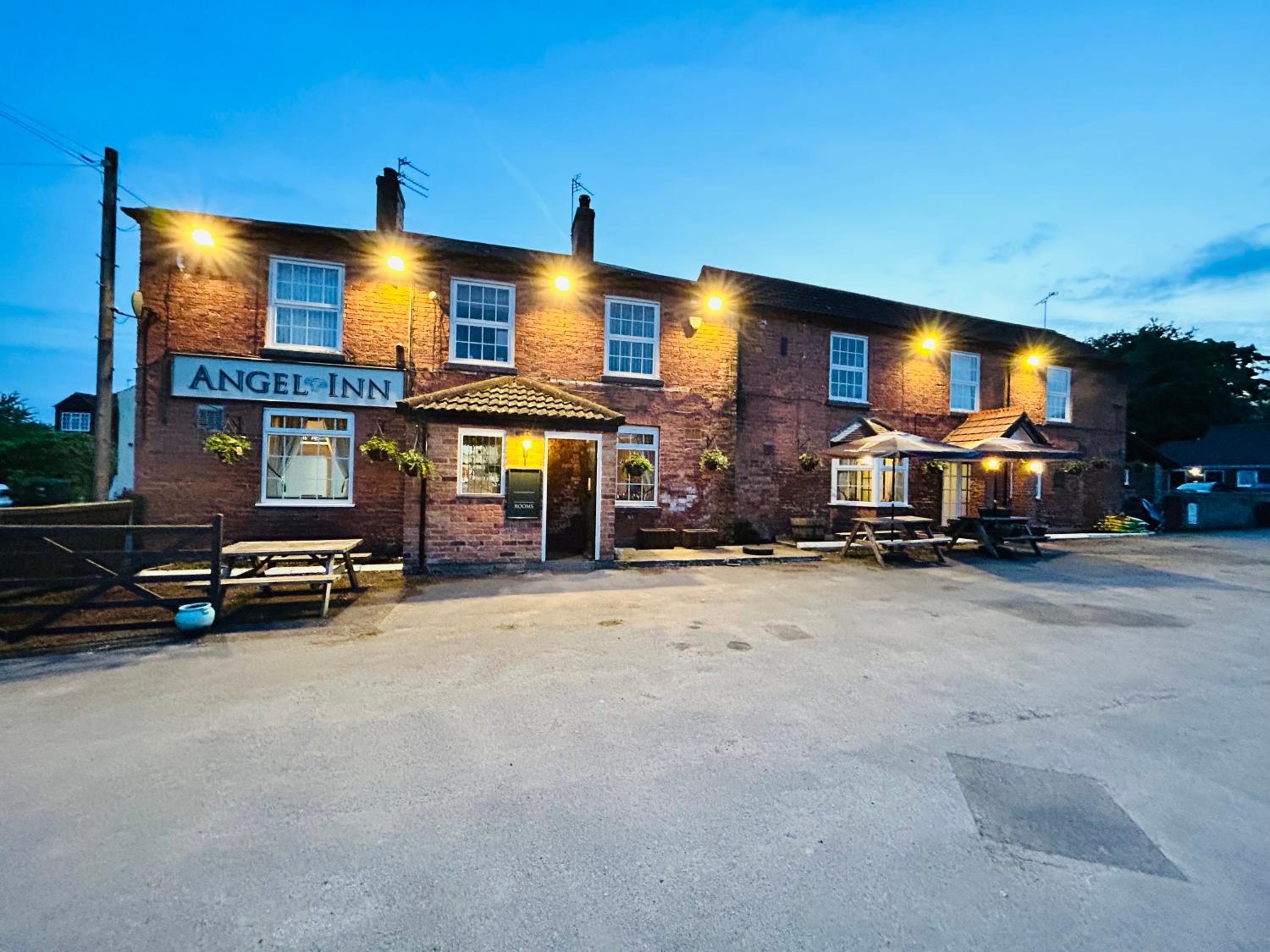 The Angel Inn Pub-Dine & Stay Misson