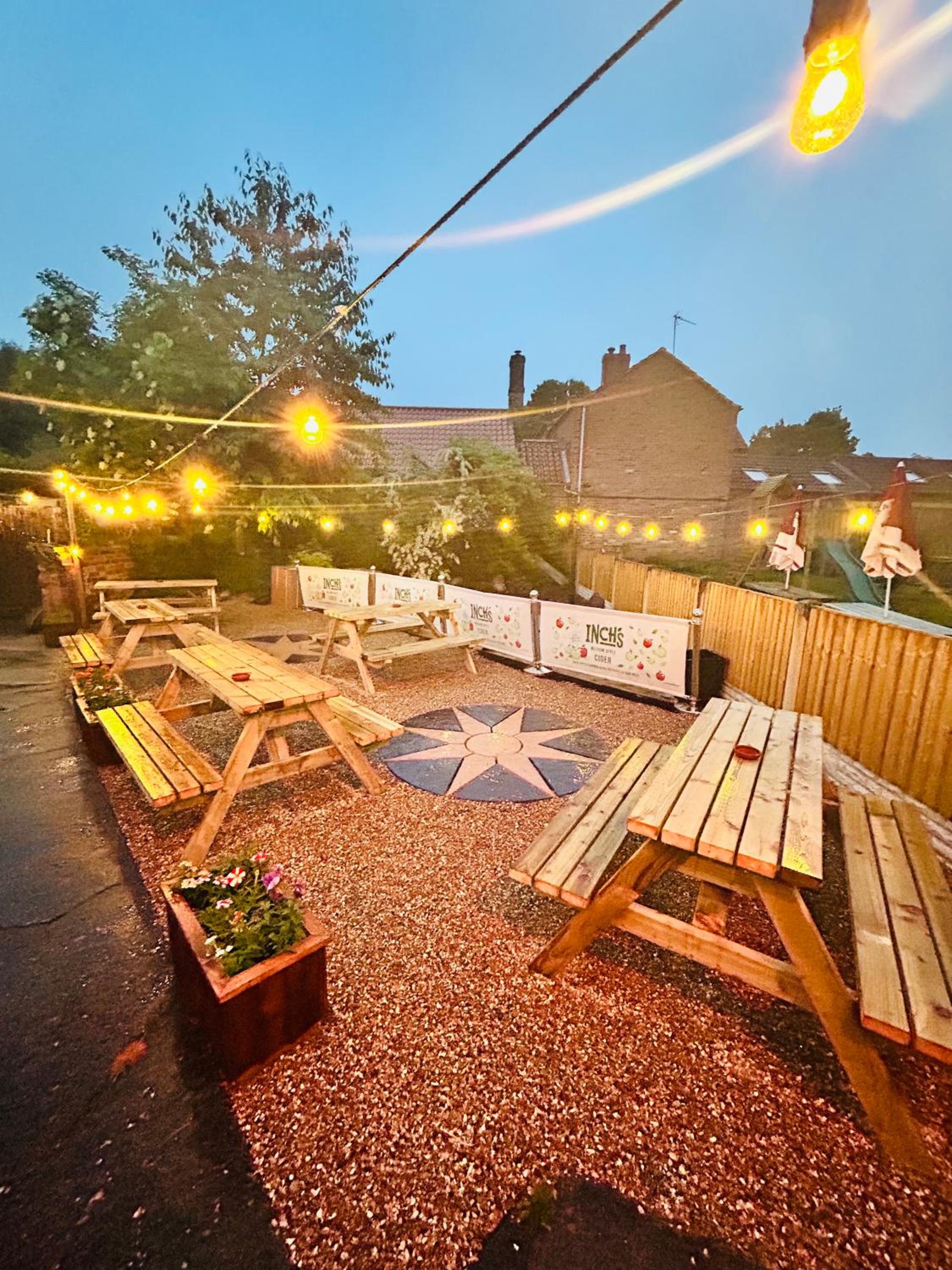The Angel Inn Pub-Dine & Stay Misson