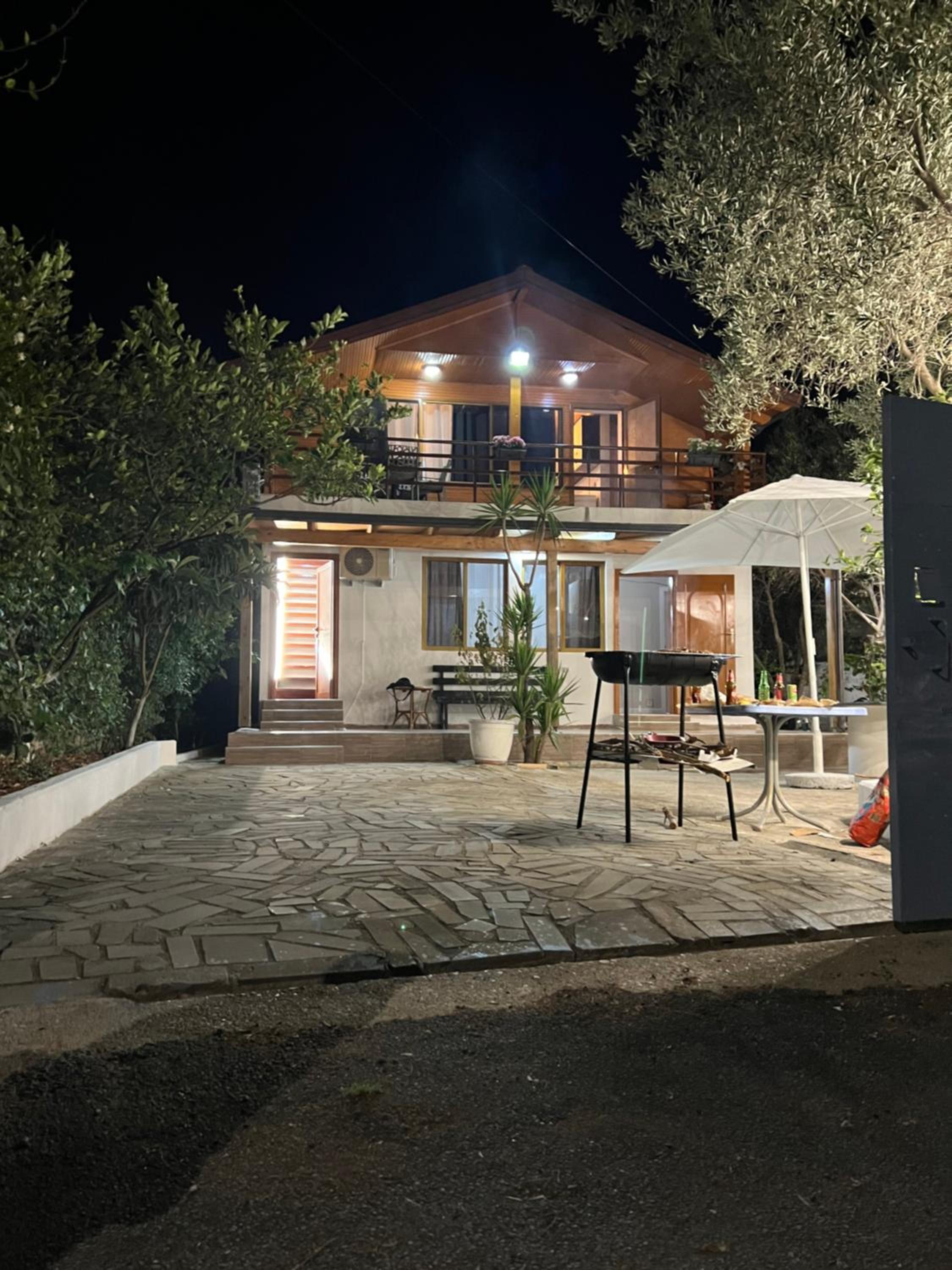 Mone luxury villa