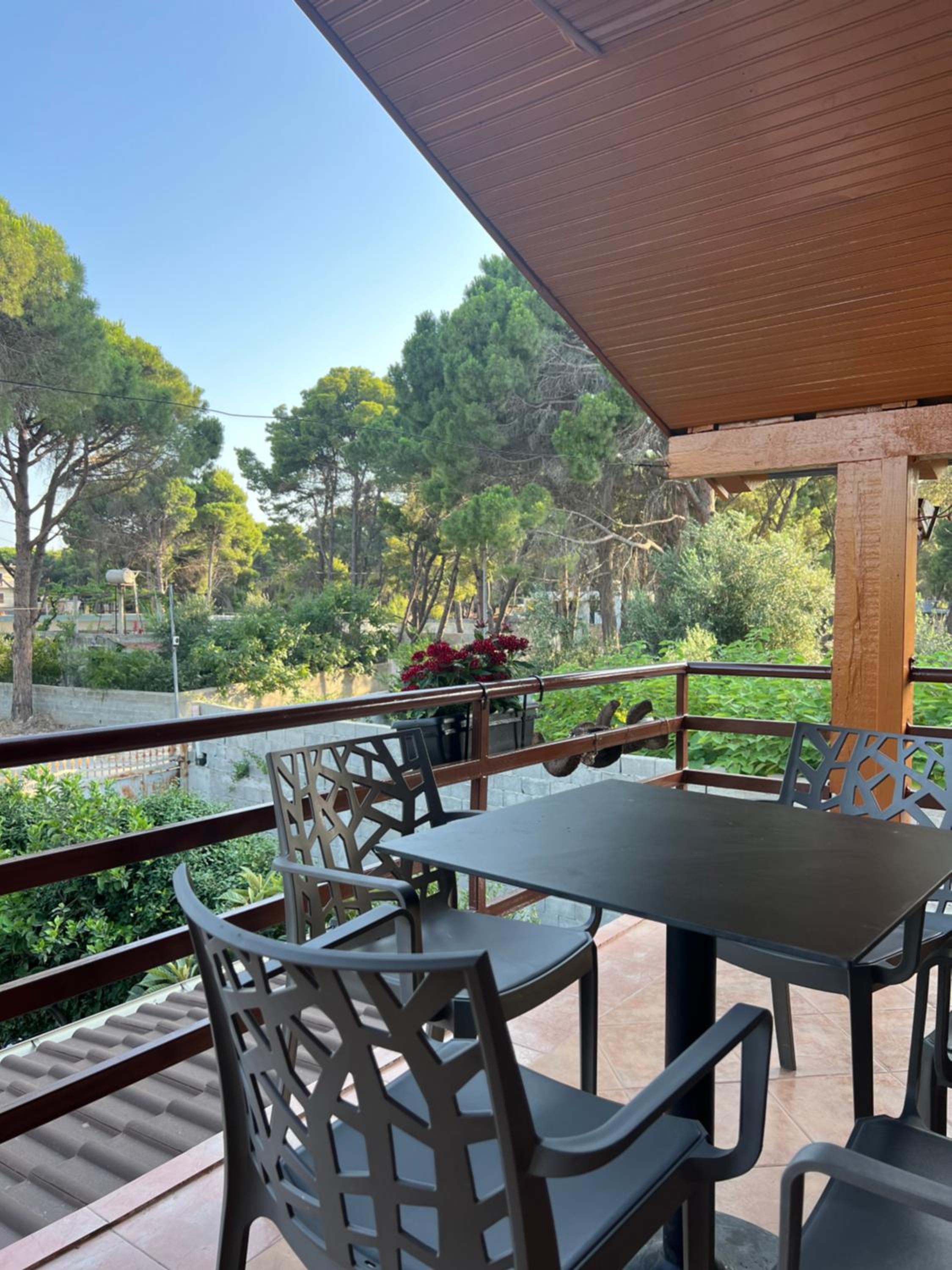 Mone luxury villa